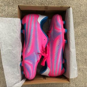NEW WITH TAGS pink soccer futbol cleats. Hawkwell.
